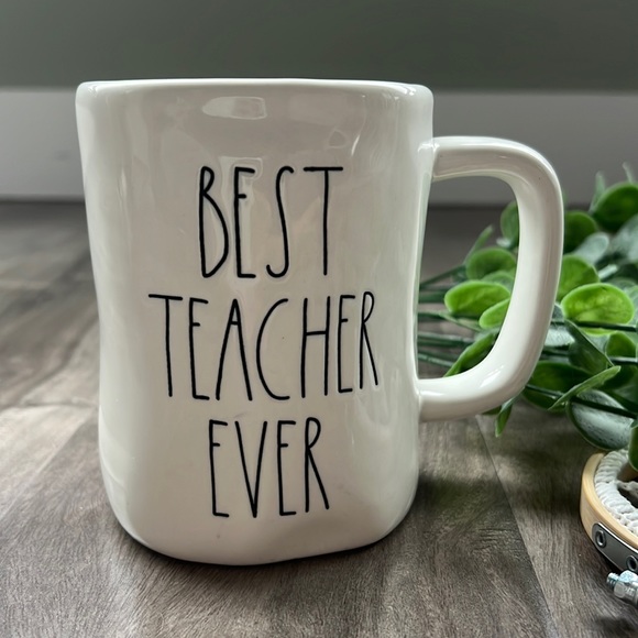 RAE DUNN - Best Teacher Ever Mug - Picture 1 of 5